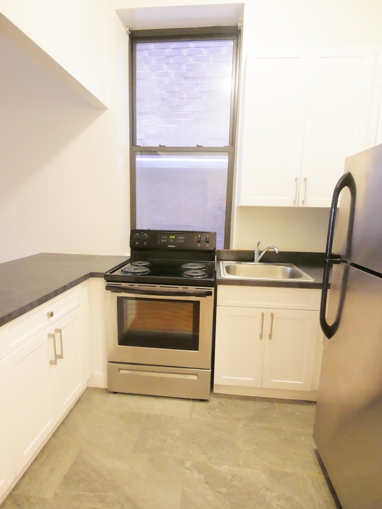 427 East 76th Street - Photo 1