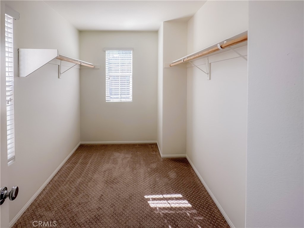 42688 Azure St - Photo 36