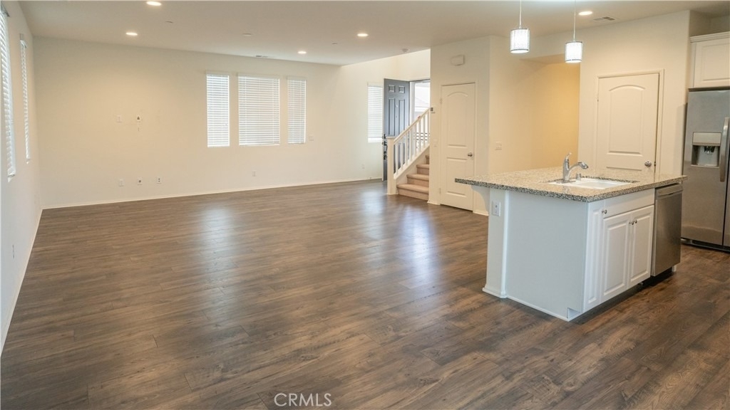 42688 Azure St - Photo 3