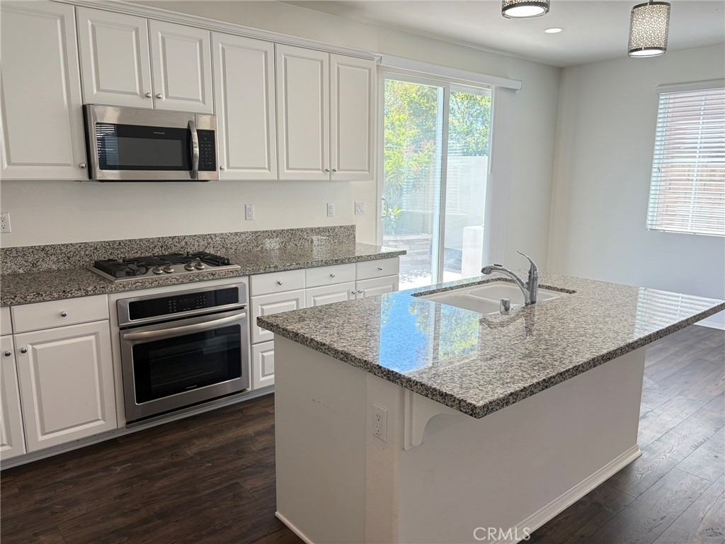 42688 Azure St - Photo 7