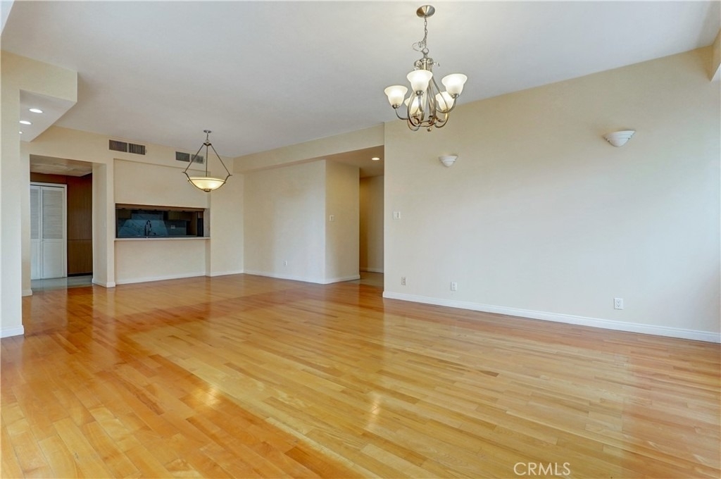 10787 Wilshire - Photo 6