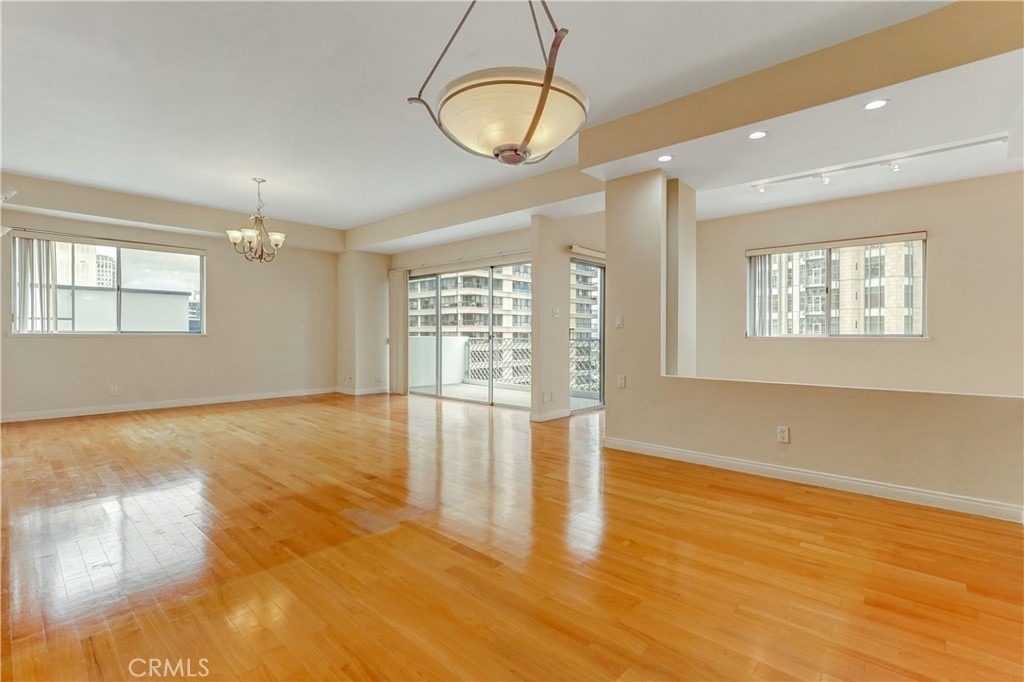 10787 Wilshire - Photo 7