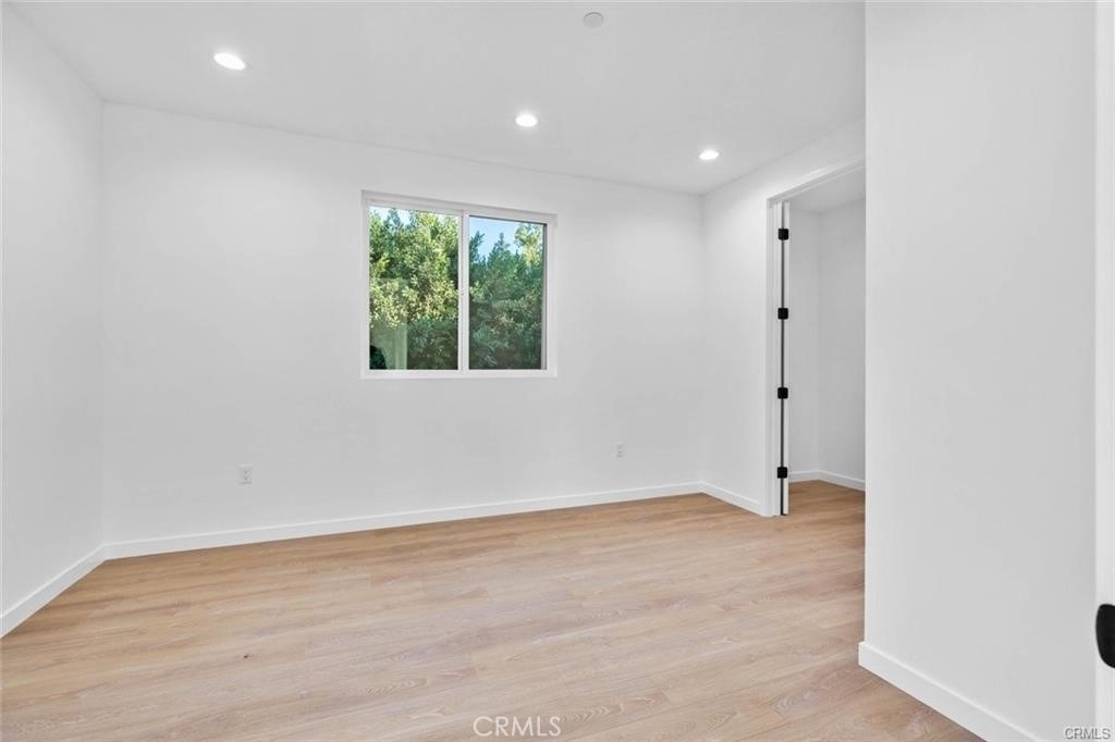6846 Cedros Avenue - Photo 13