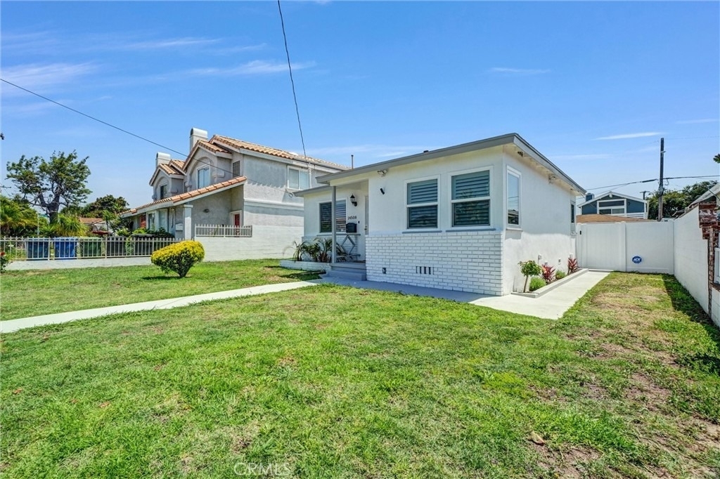 14508 Kingsdale Avenue - Photo 3