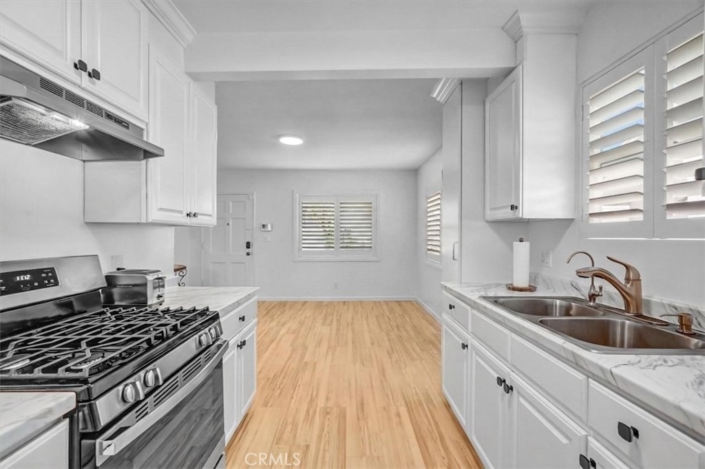 14508 Kingsdale Avenue - Photo 10