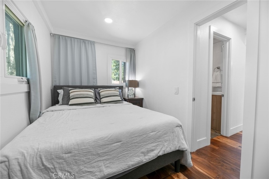 718 Talmadge - Photo 6
