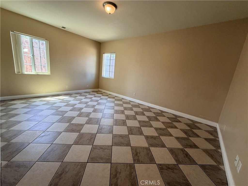 2820 Madison - Photo 13