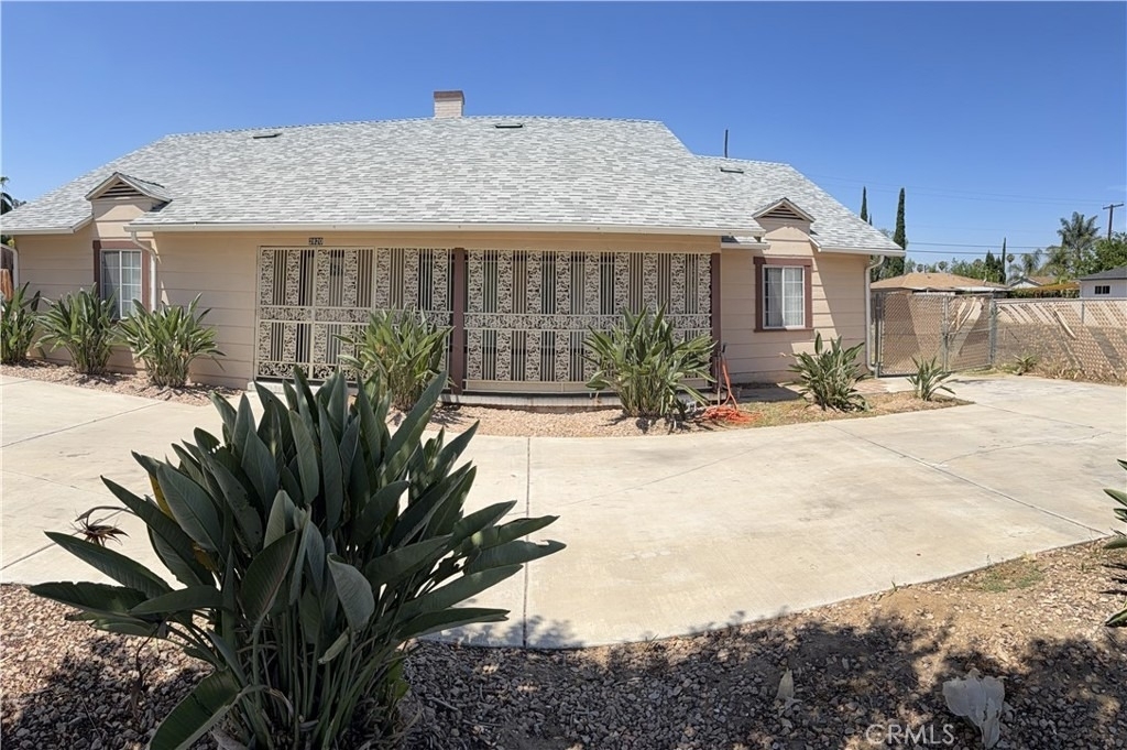 2820 Madison - Photo 0