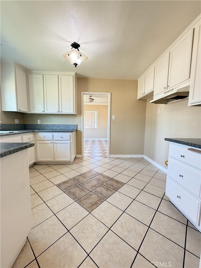 2820 Madison - Photo 12