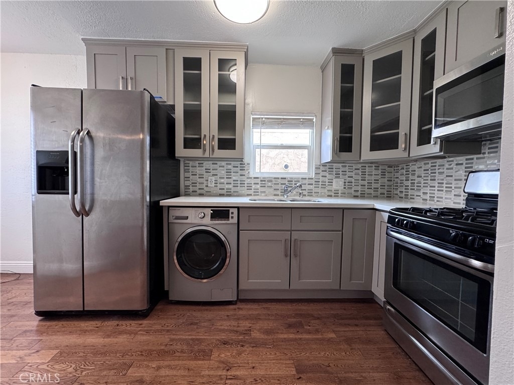 1325 Douglas Street - Photo 7