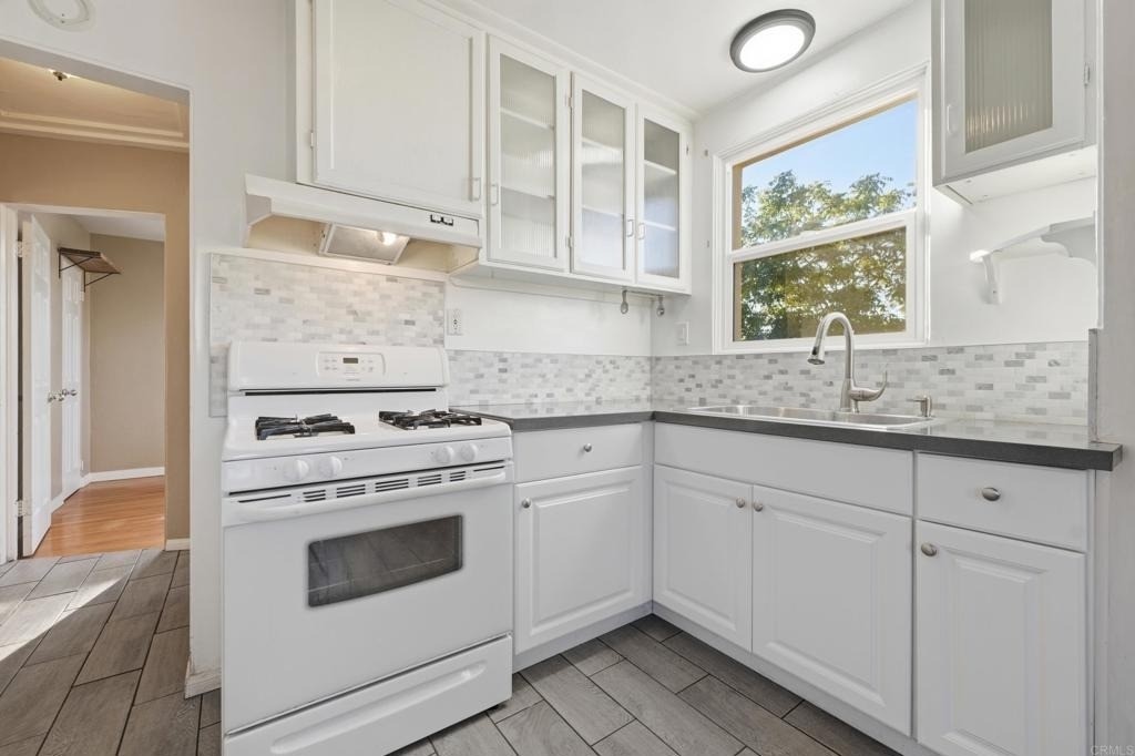 7620 Saranac Avenue - Photo 1
