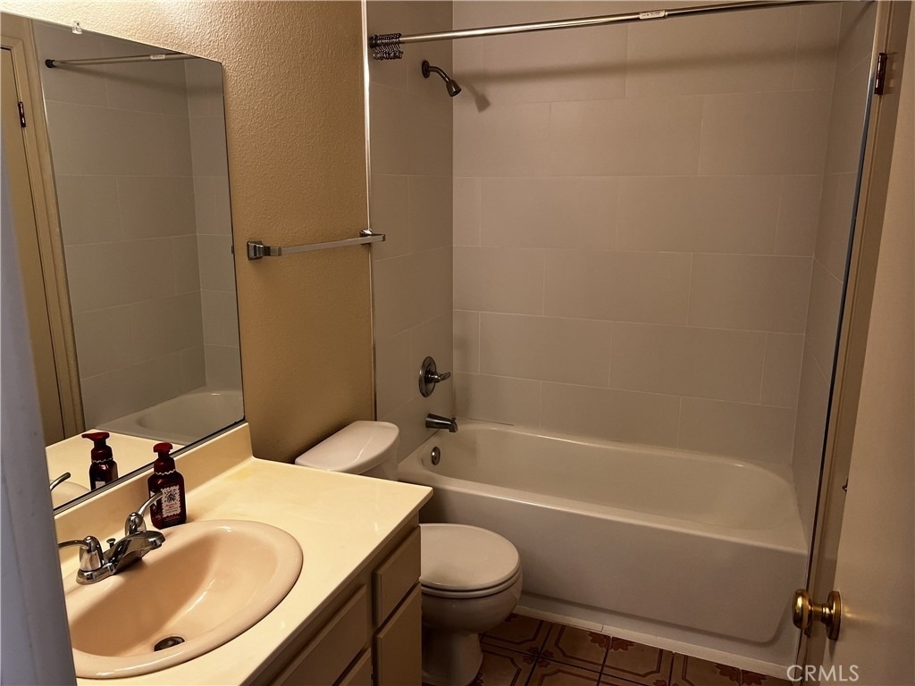 22665 Ashford - Photo 6