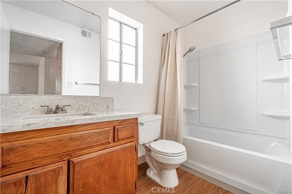 415 W Center Street - Photo 10