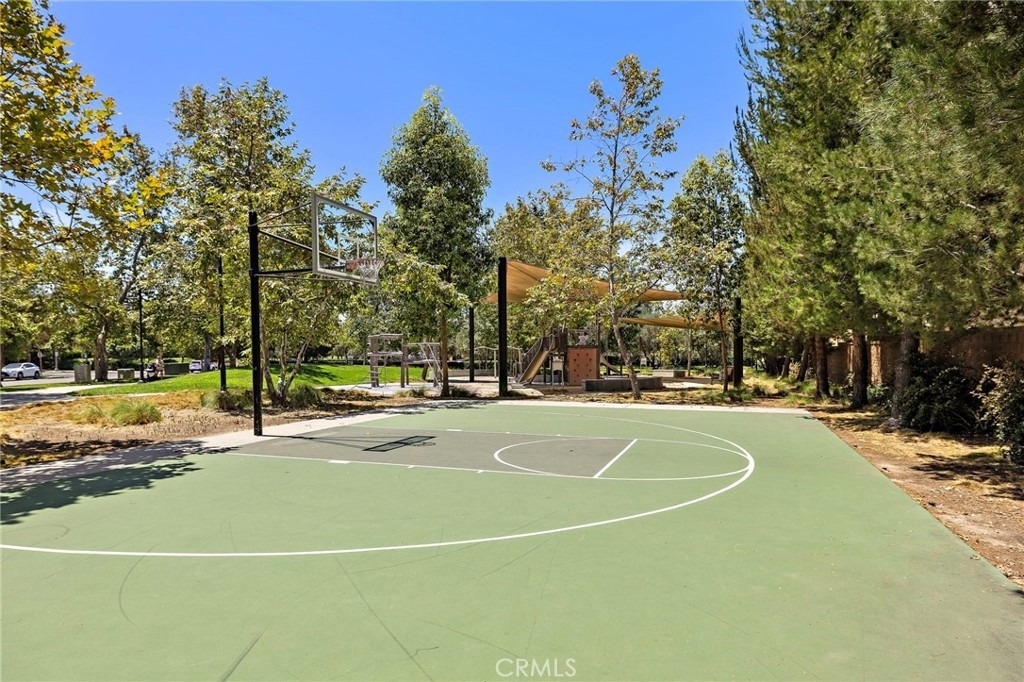 72 Henson - Photo 21