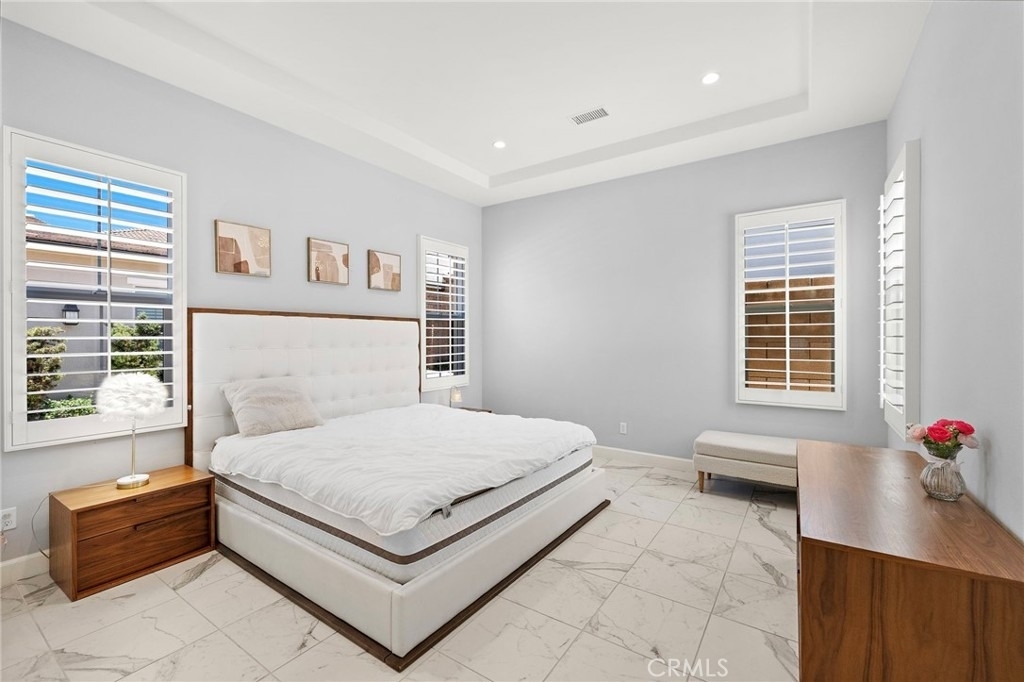 72 Henson - Photo 11