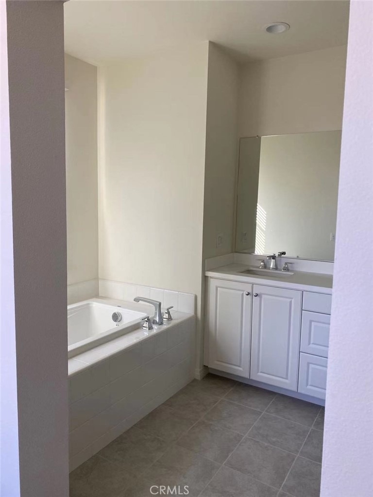105 Henson - Photo 10