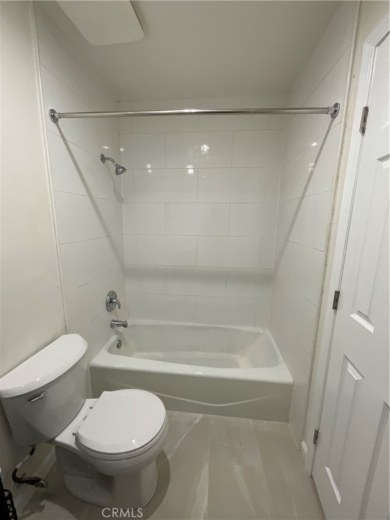201 Joliet Avenue - Photo 26