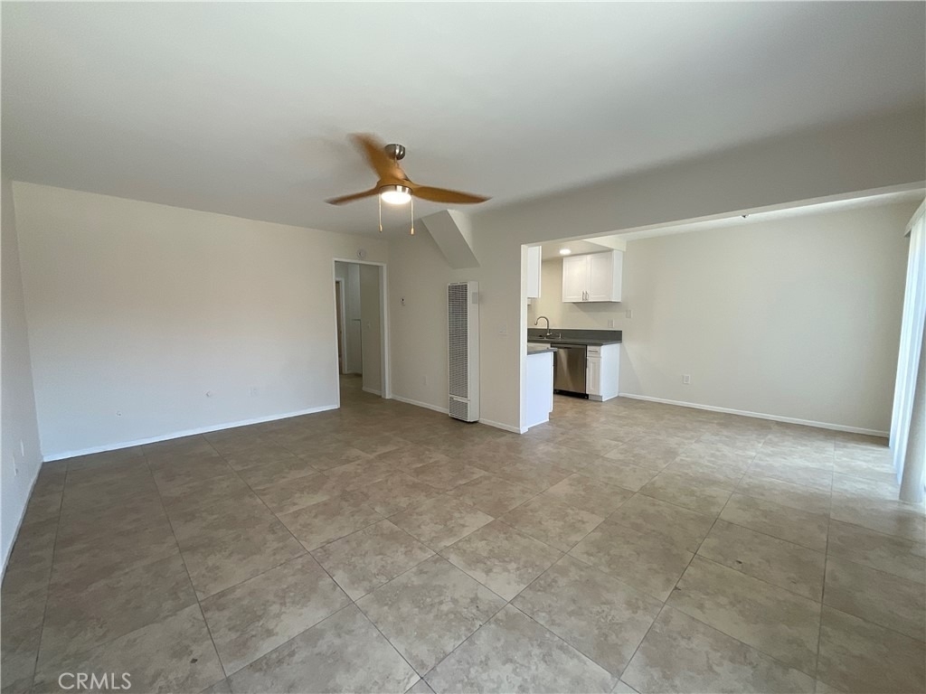 201 Joliet Avenue - Photo 4