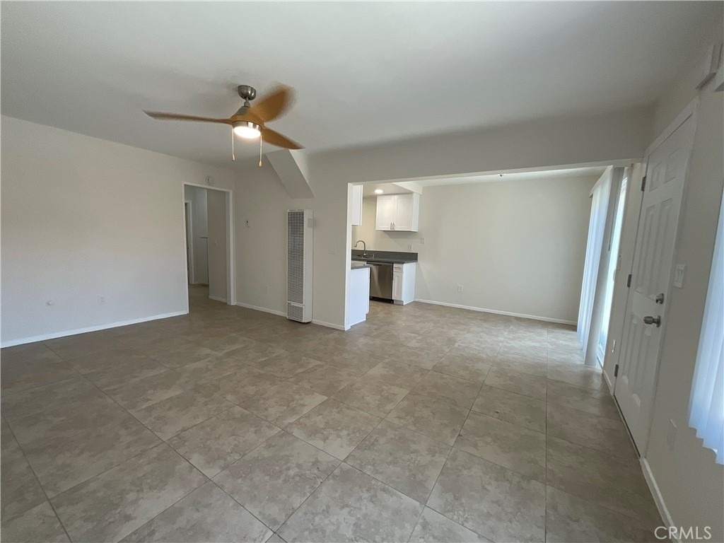 201 Joliet Avenue - Photo 6