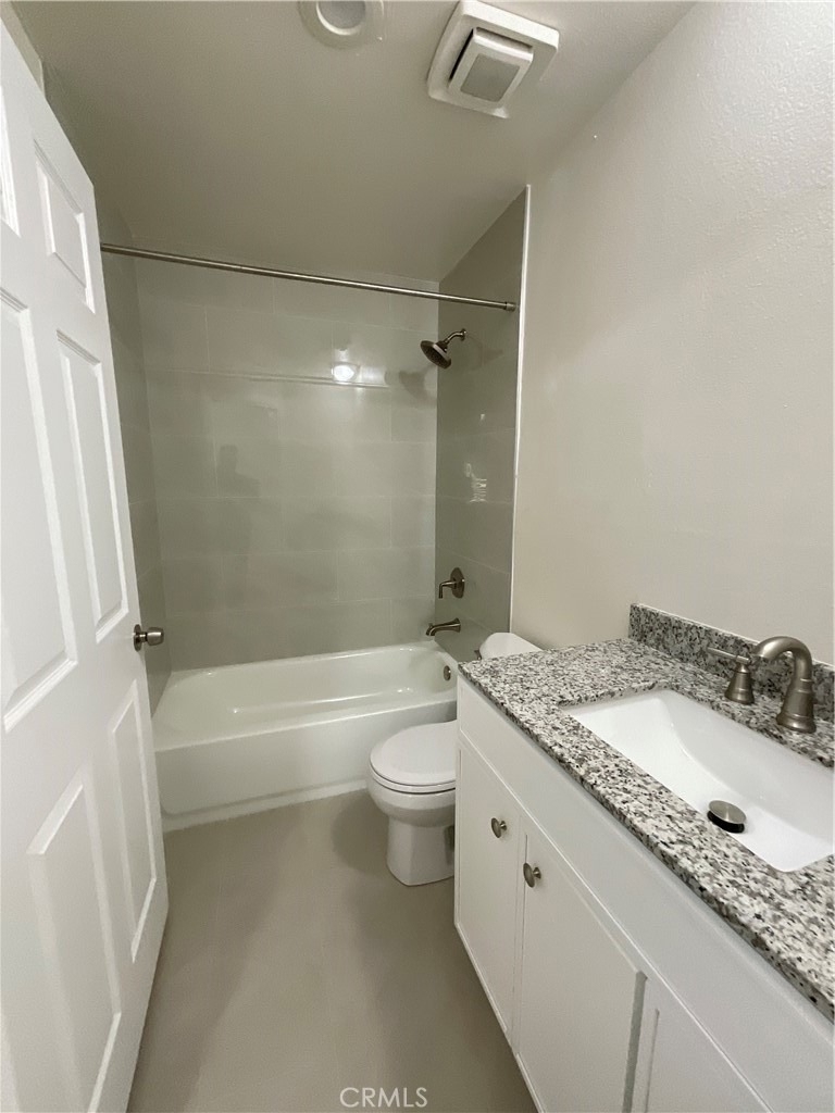 201 Joliet Avenue - Photo 18