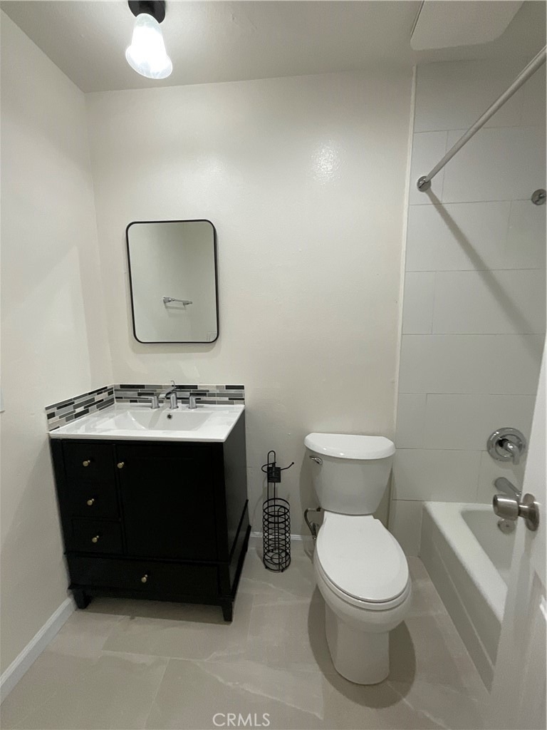 201 Joliet Avenue - Photo 25