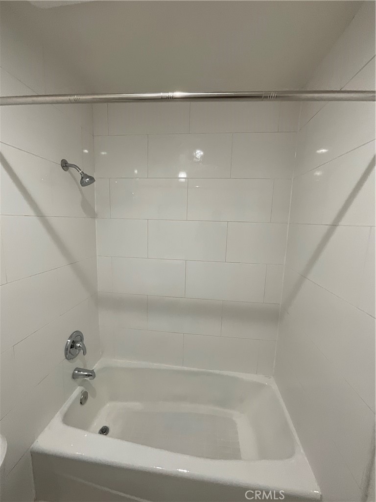 201 Joliet Avenue - Photo 27