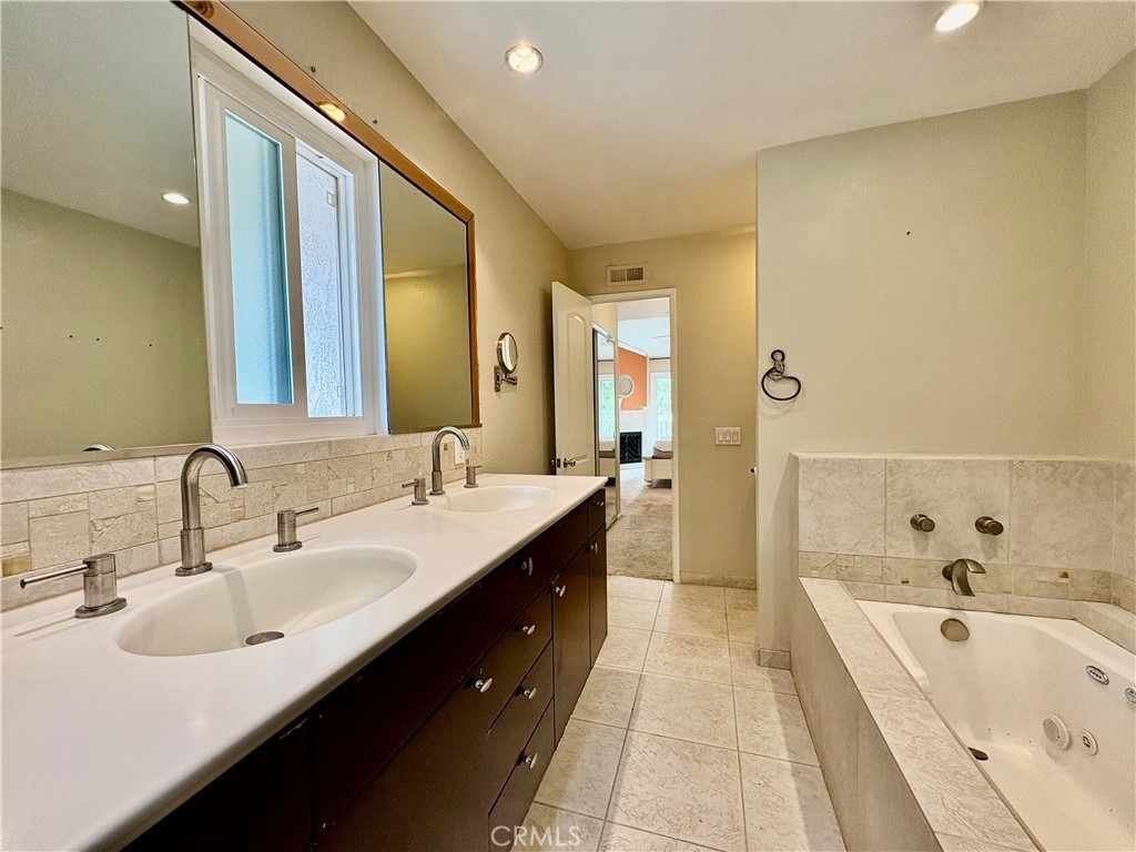 27062 Mill Pond - Photo 9
