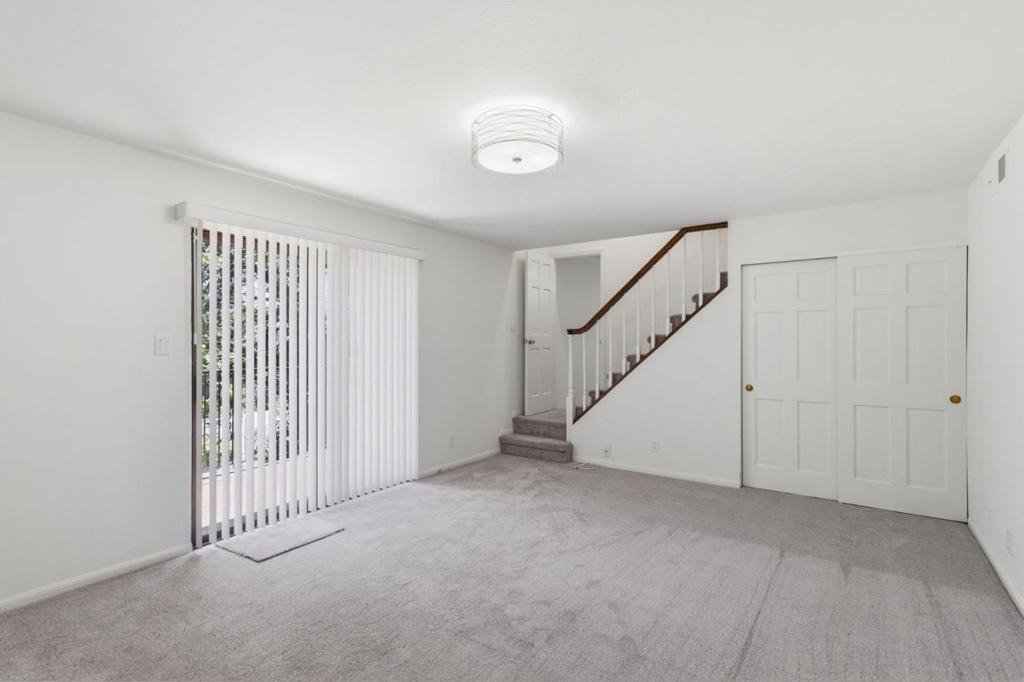 3 Kennedy Place - Photo 32