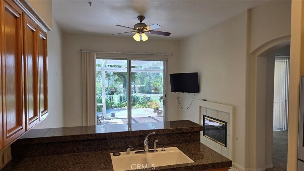 1520 Upland Hills S - Photo 9