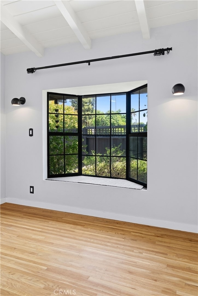 5650 Maynard - Photo 31