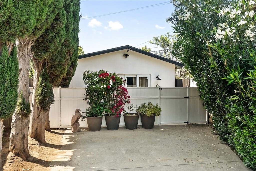 5650 Maynard - Photo 44
