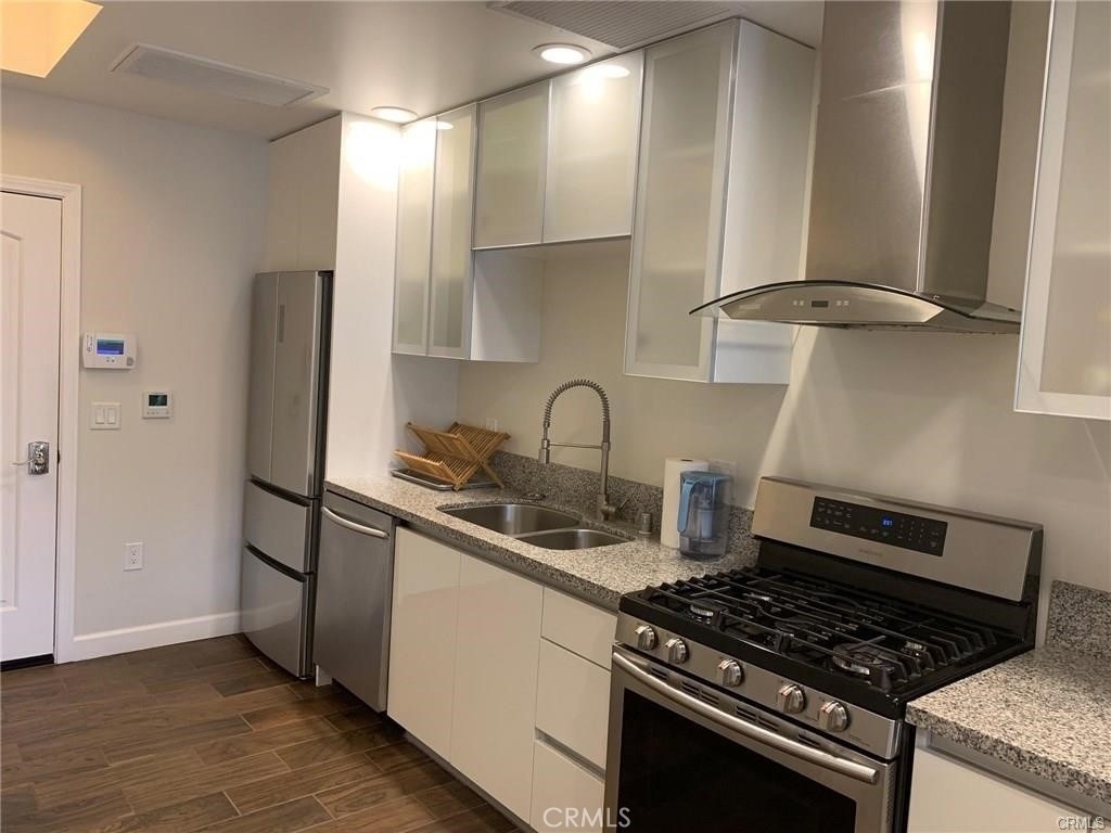 28 N 3rd - Photo 15