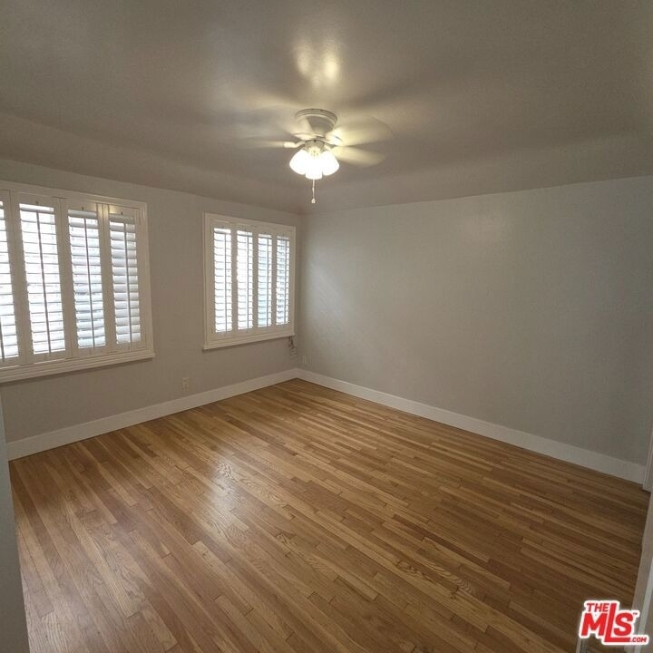 418 S Roxbury Drive - Photo 23