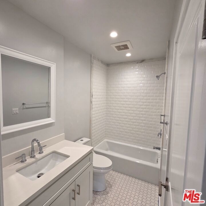 418 S Roxbury Drive - Photo 21