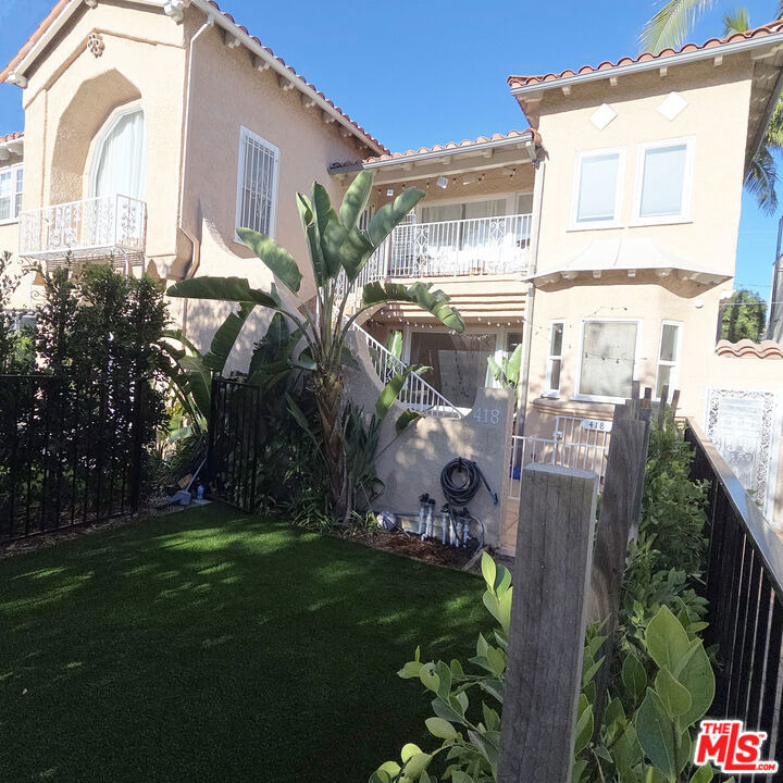 418 S Roxbury Drive - Photo 7