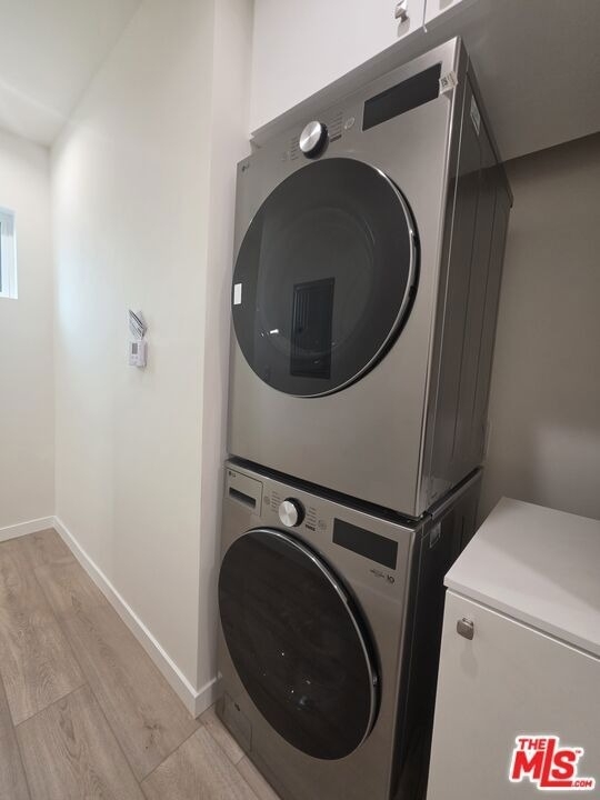 6748 Ben Avenue - Photo 5