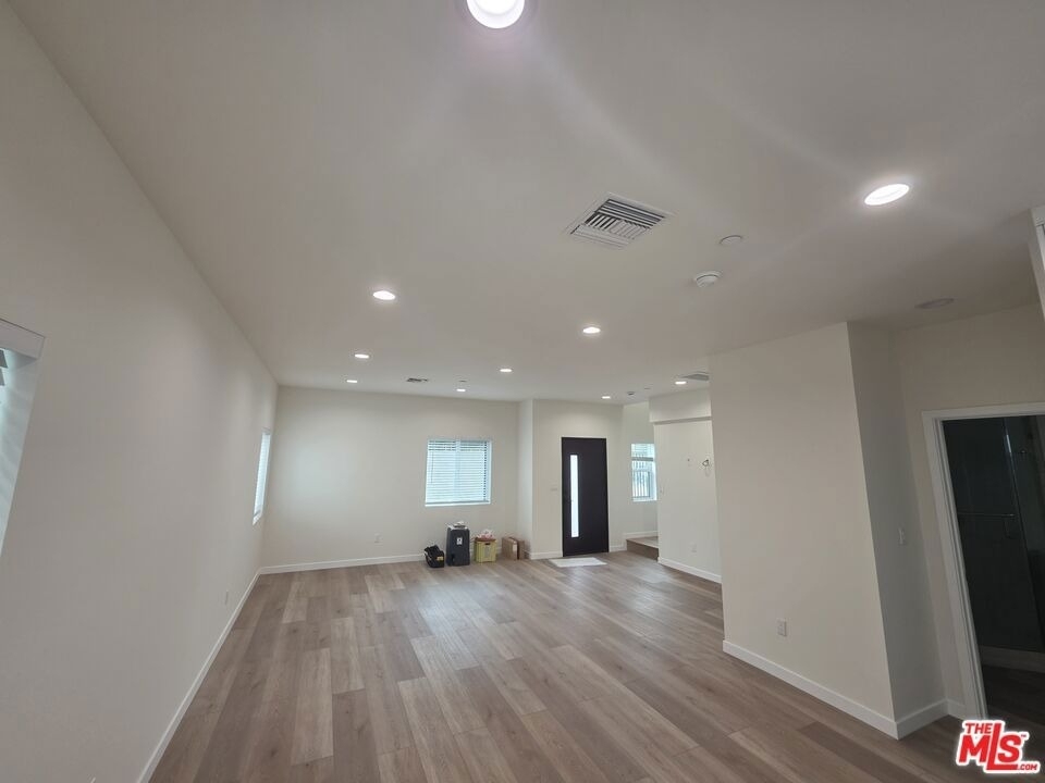 6748 Ben Avenue - Photo 30