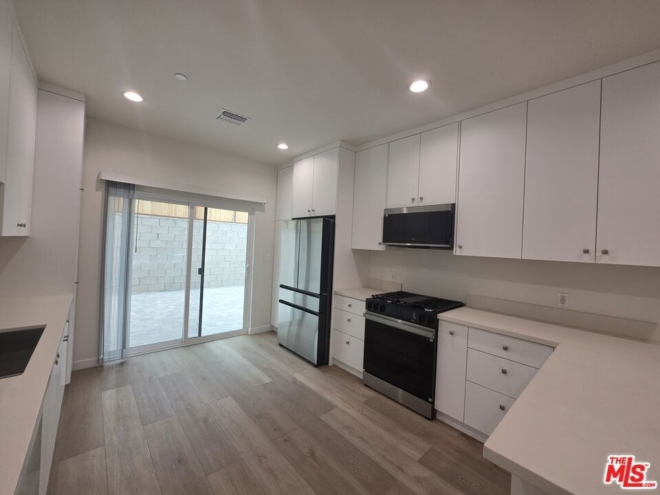 6748 Ben Avenue - Photo 0