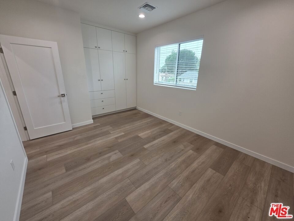 6748 Ben Avenue - Photo 13