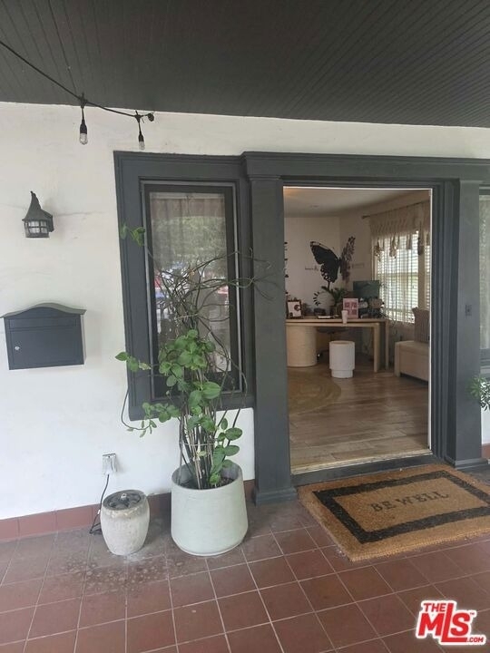 2500 Hyperion Avenue - Photo 1