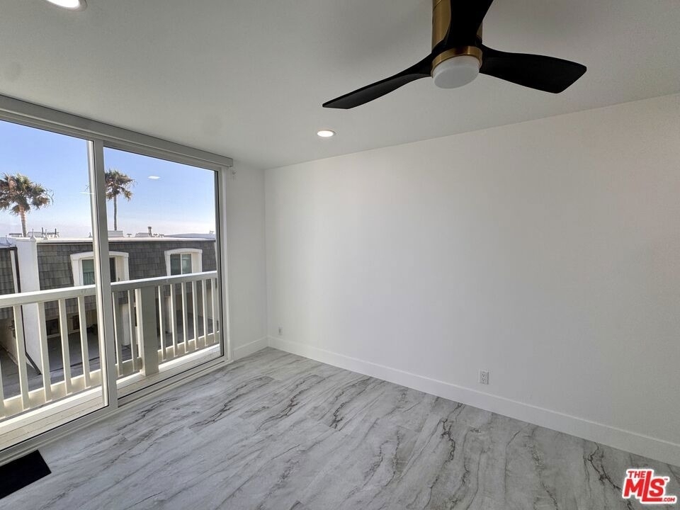 11916 Whalers Lane - Photo 13