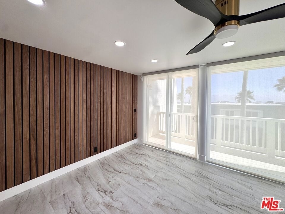 11916 Whalers Lane - Photo 9