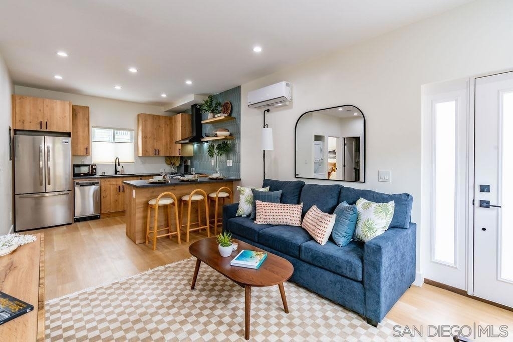 725 Pennsylvania Ave - Photo 4