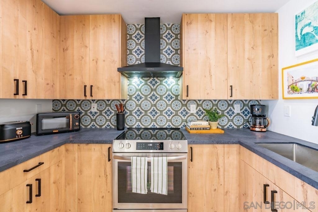 725 Pennsylvania Ave - Photo 10