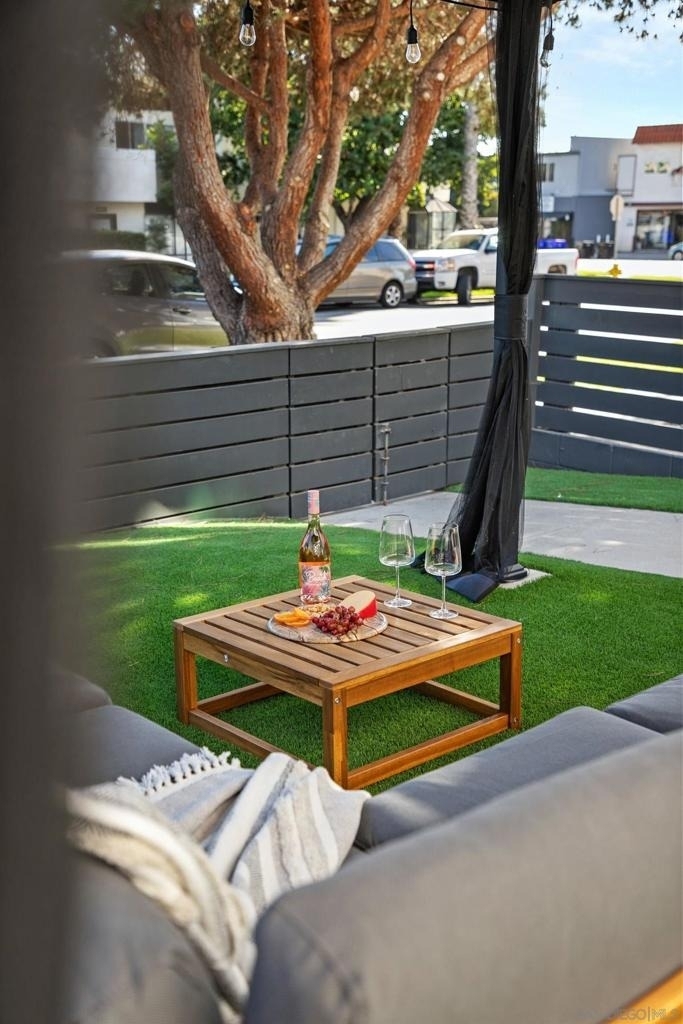 1020 Beryl Street - Photo 5