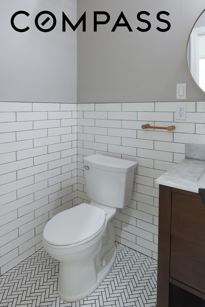 Brooklyn Avenue - Photo 11