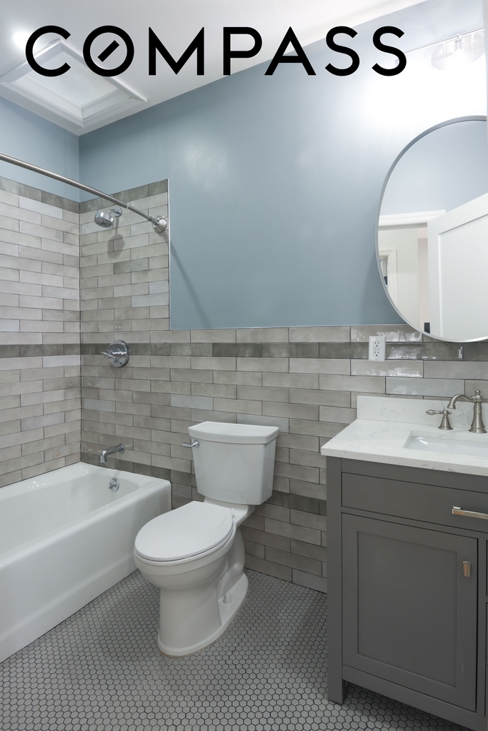 Brooklyn Avenue - Photo 10