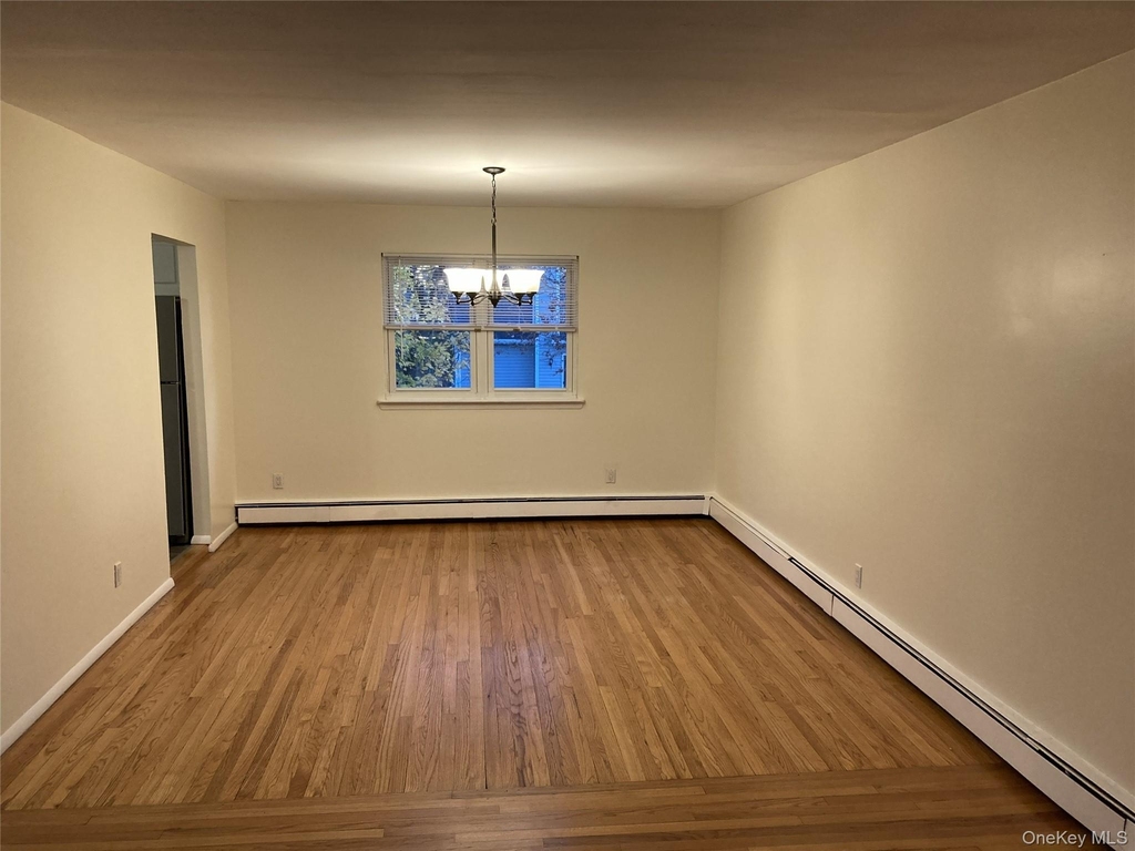4 Chestnut Street - Photo 2