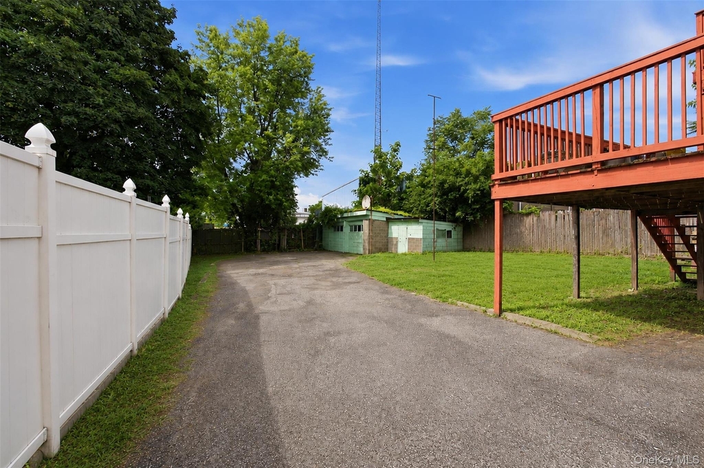 213 Overlook Place - Photo 25