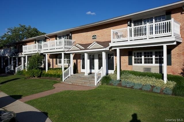 2 Claire Court - Photo 0